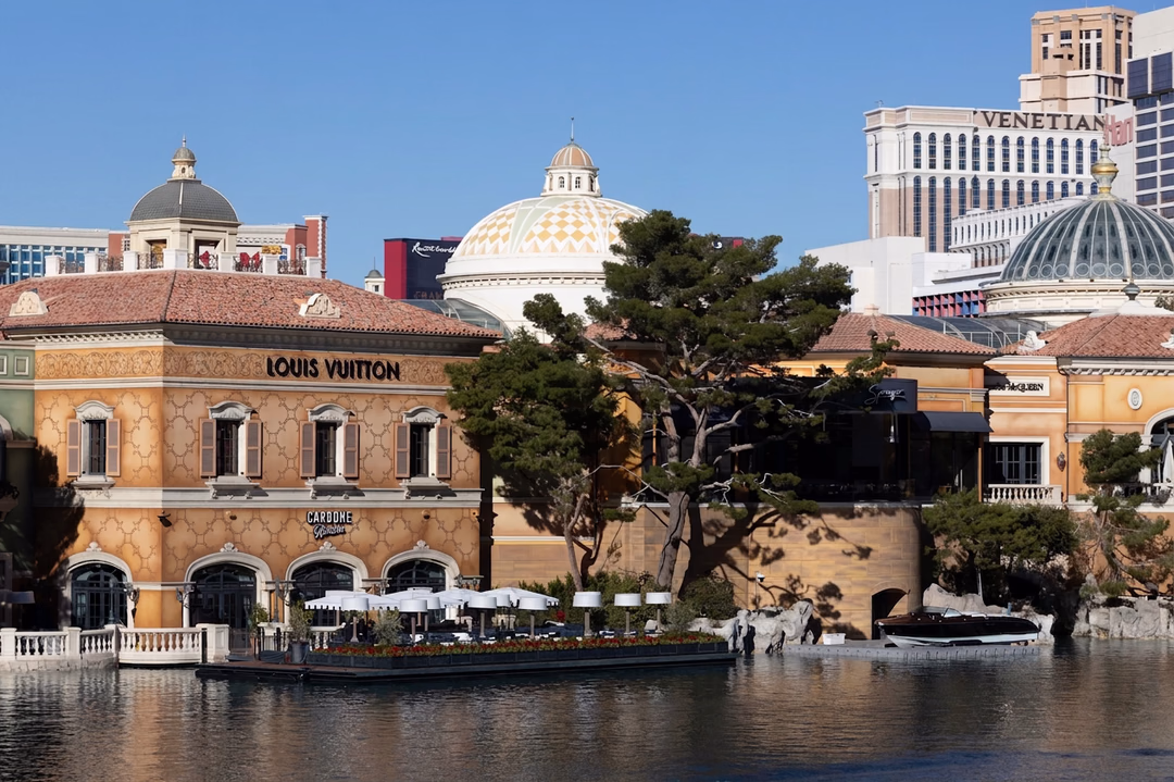Bellagio Carbone Riviera Restaurant, Patio and Boat Dock